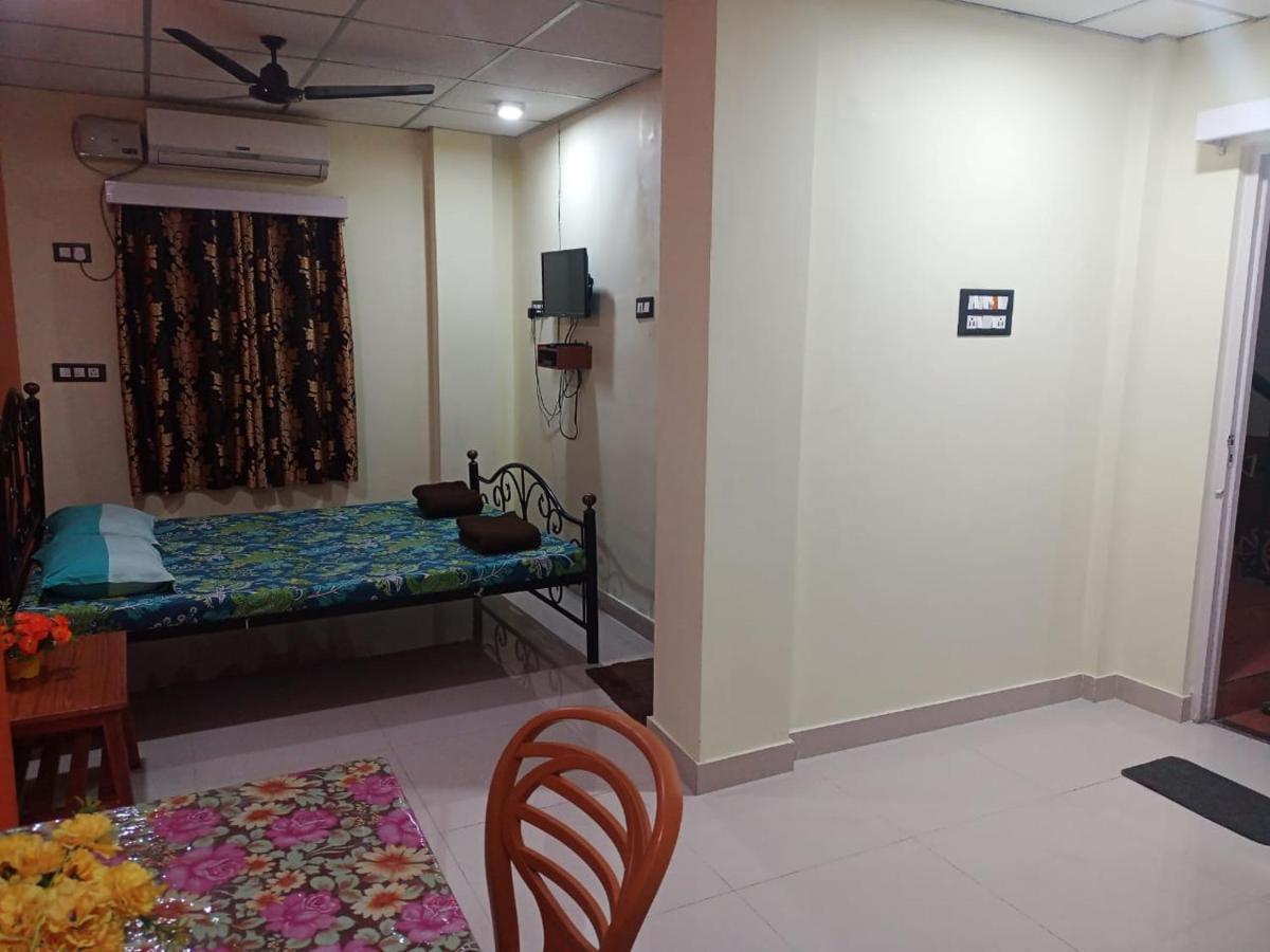 Urbban Castle Apartamento Port Blair Exterior foto